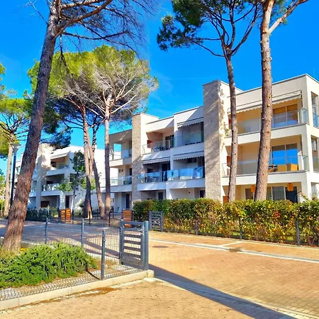 Apartment White Shell Plazhi San Pietro