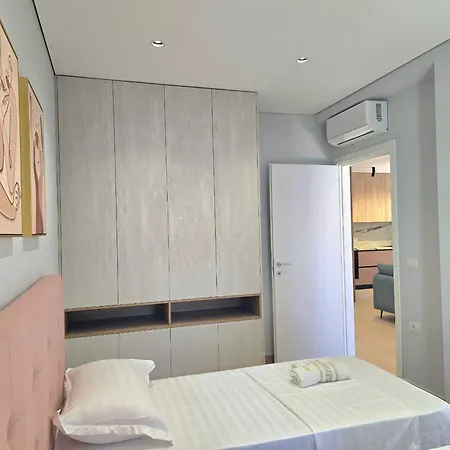 Apartment White Shell Plazhi San Pietro