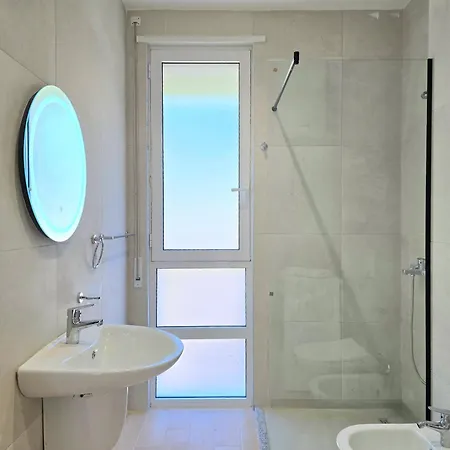 Apartment White Shell *